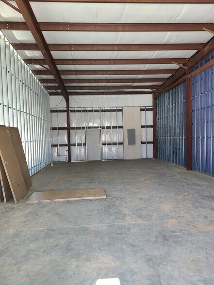 More Photos Of , Biloxi Service Station For Lease
