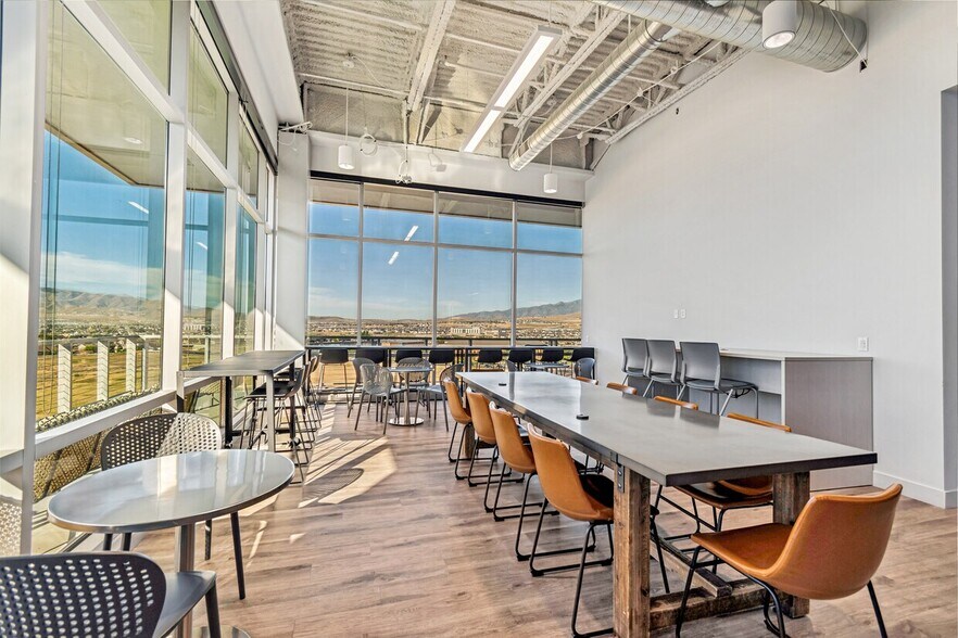 More Photos Of 2000 W Ashton Blvd, Lehi Office For Lease