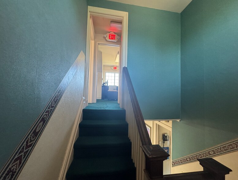 More Photos Of 62 Bowman Ave, Rye Town Office For Lease