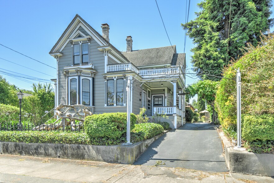 More Photos Of 2-10 7th St, Petaluma Apartments For Sale