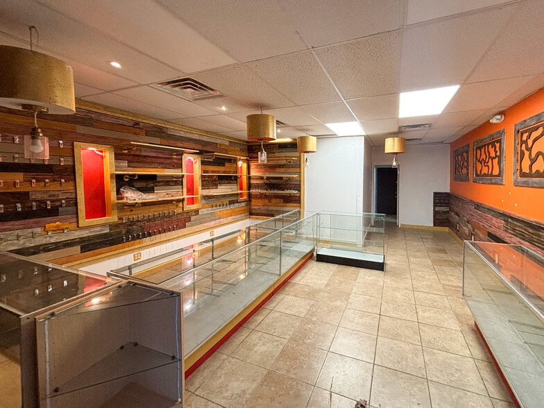 More Photos Of 4526-4532 Georgia Ave NW, Washington Restaurant For Sale