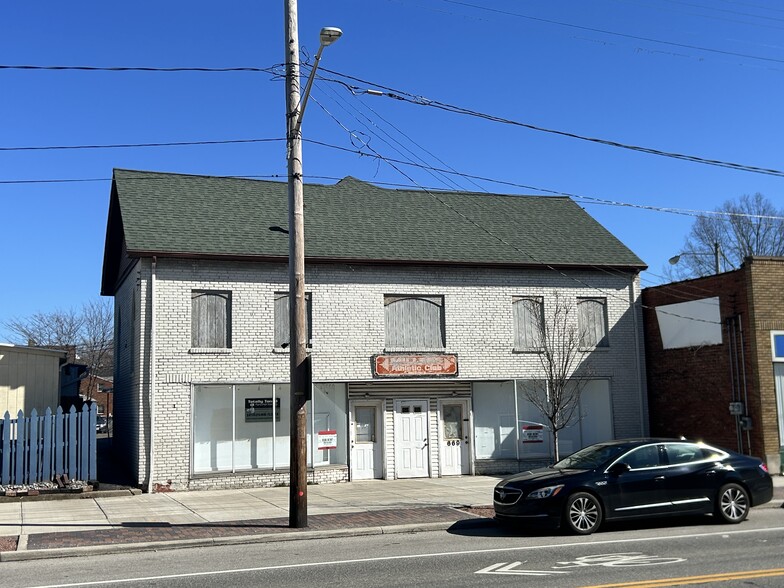 More Photos Of 669 E 185th St, Euclid General Retail For Sale