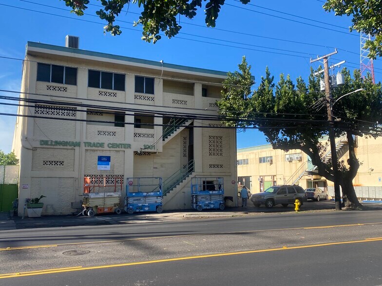 More Photos Of 1001 Dillingham Blvd, Honolulu Unknown For Sale