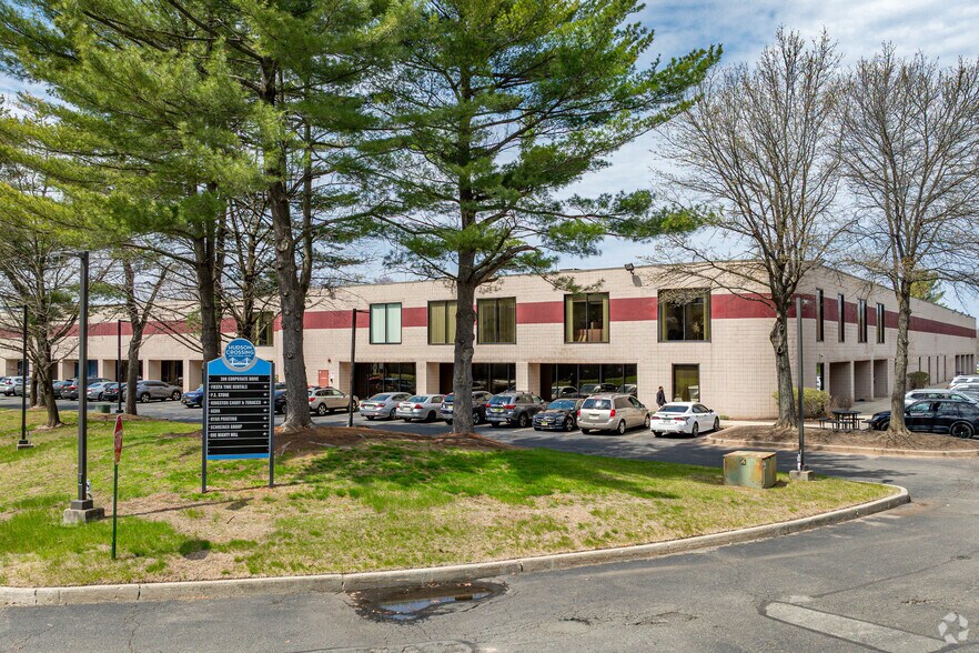 More Photos Of 300 Corporate Dr, Blauvelt Office For Lease