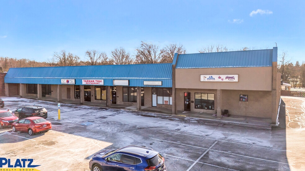 Primary Photo Of 4751-4771 Mahoning Ave, Youngstown Unknown For Lease