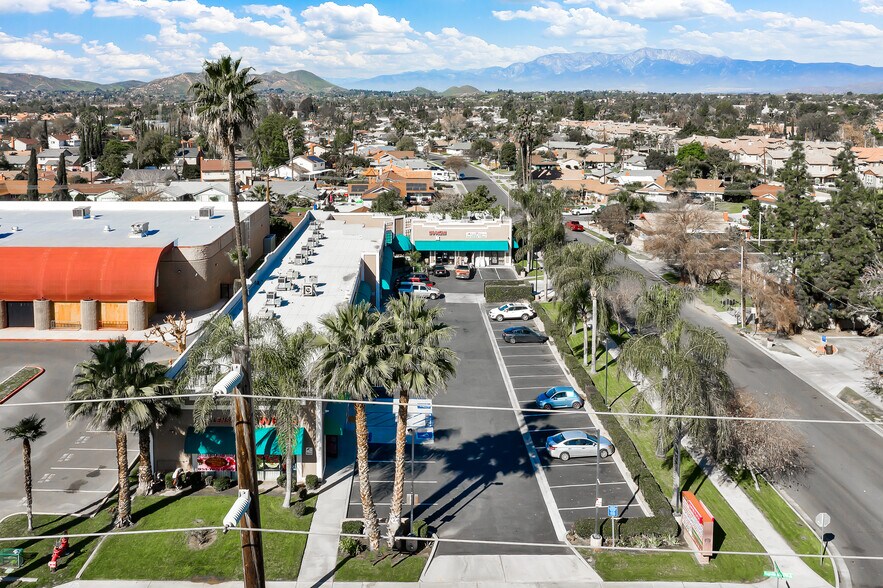 More Photos Of 10759 Magnolia Ave, Riverside Storefront Retail Office For Sale