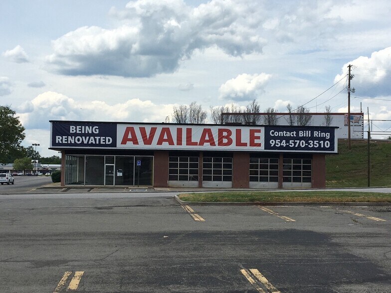 More Photos Of 126-256 S Calderwood St, Alcoa Unknown For Lease