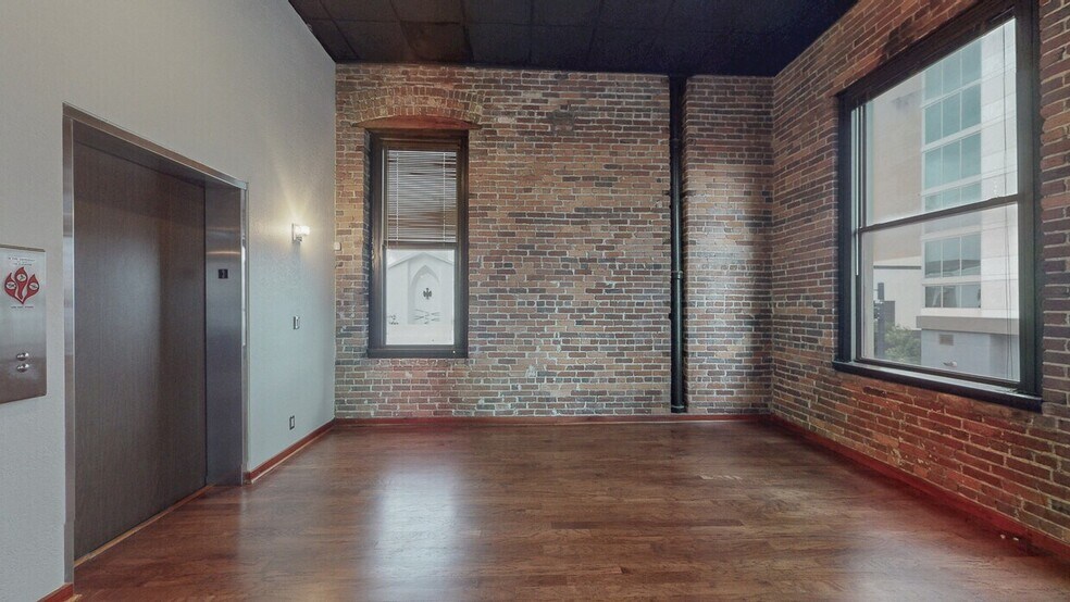 More Photos Of 306 E Tyler St, Tampa Medical For Lease