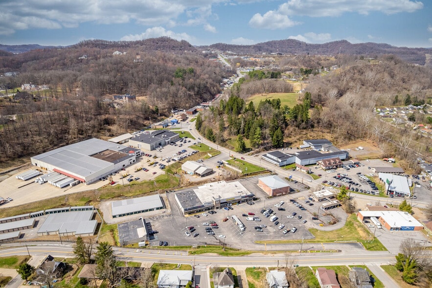 More Photos Of 317 S Virginia Ave, Bridgeport General Retail For Sale