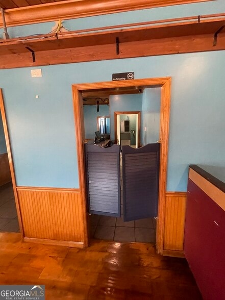 More Photos Of 406 N Piedmont Ave, Rockmart Restaurant For Sale