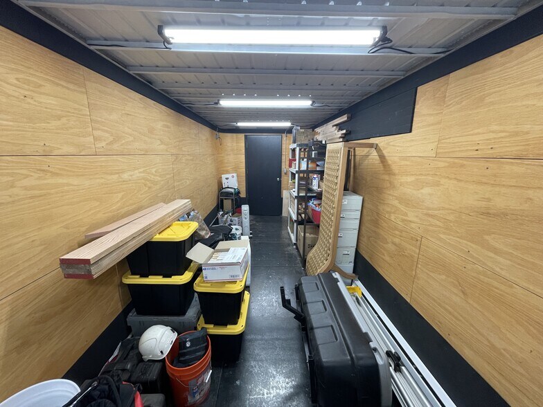 More Photos Of 2533 Westlake Ave N, Seattle Warehouse For Lease