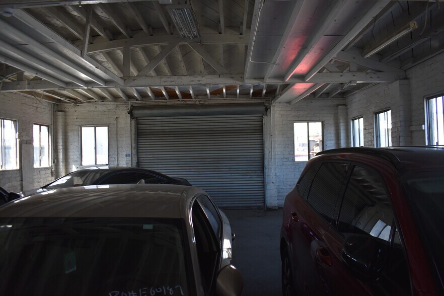 More Photos Of 4937-4951 Mason St, South Gate Warehouse For Lease