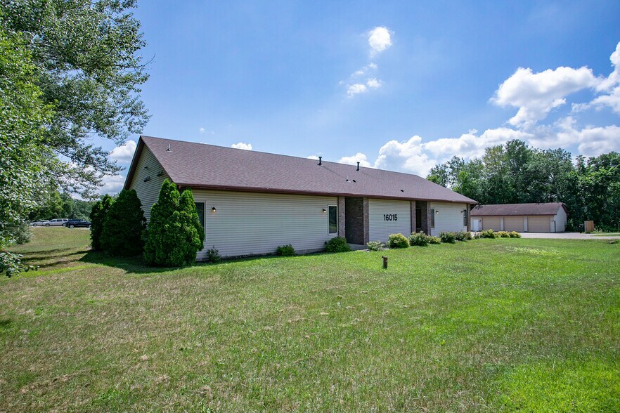 More Photos Of 16015 NE Central Ave, Ham Lake Office For Sale