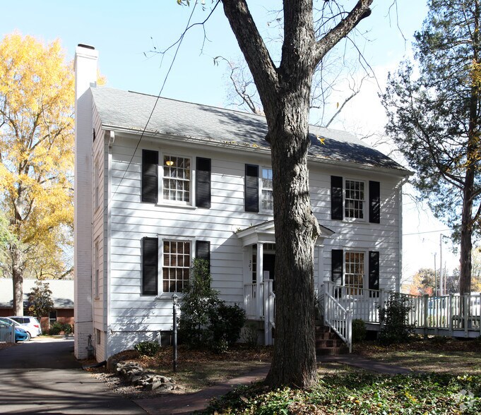 Primary Photo Of 207 Wilson St, Chapel Hill Office For Lease