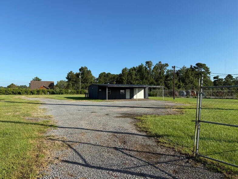 More Photos Of 23740 I-10, Vidor Industrial For Sale