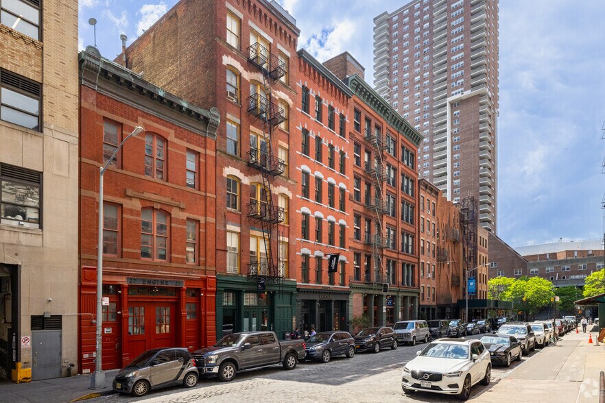 More Photos Of 177 Franklin St, New York Office For Lease