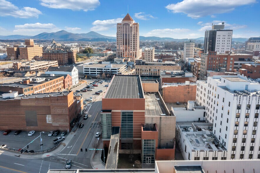 More Photos Of 120 Salem Ave SW, Roanoke Warehouse For Sale