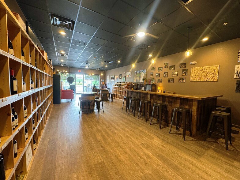 More Photos Of 2222 Ocoee Apopka Rd, Ocoee General Retail For Lease