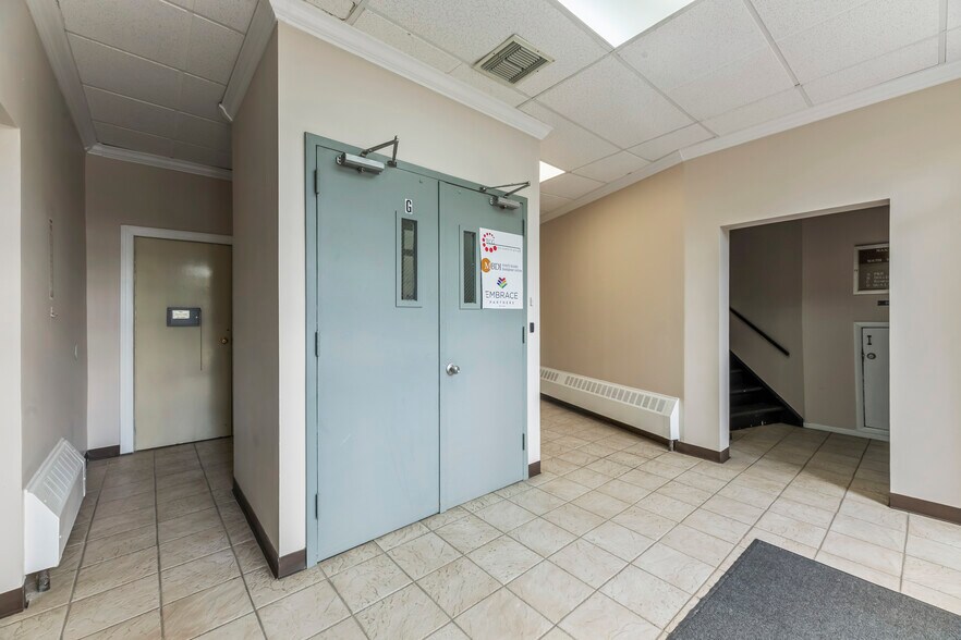 More Photos Of 37 Station Dr, Princeton Junction Office For Sale