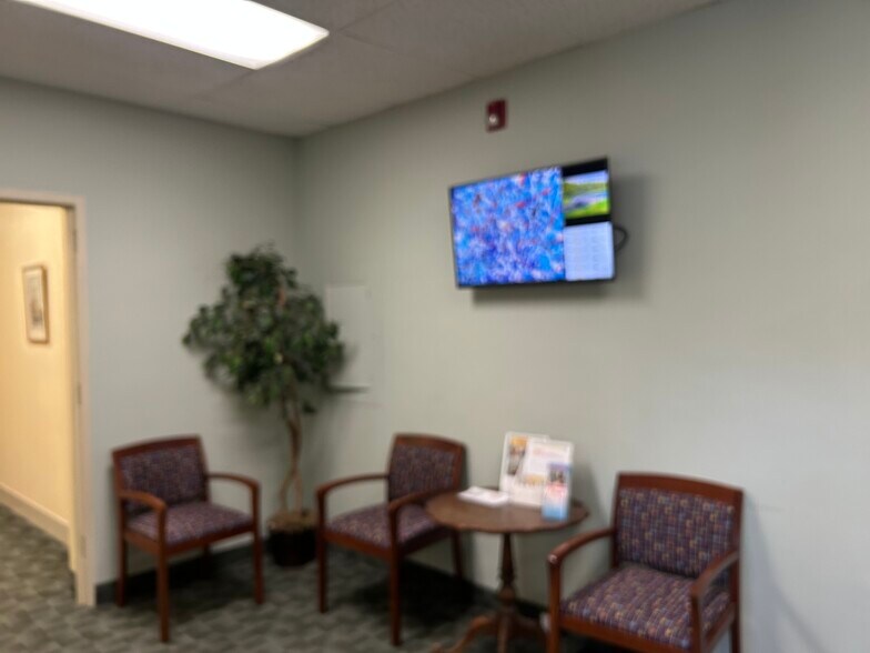 More Photos Of 35 Harvard St, Worcester Office For Lease