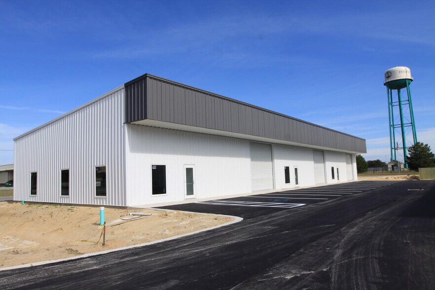 Primary Photo Of 363 Bulldog Rd, Freeport Distribution For Lease
