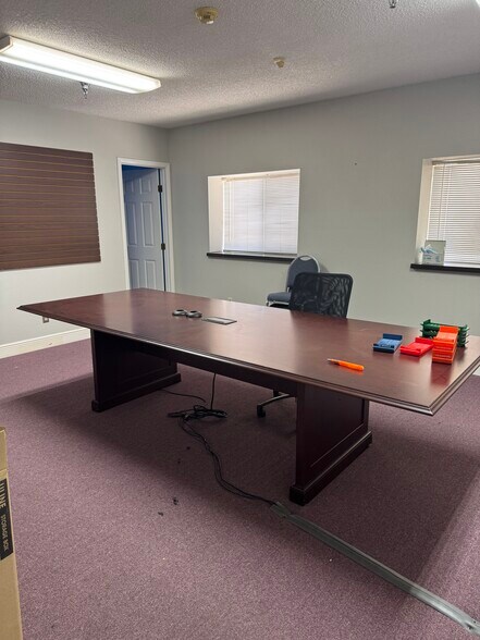 More Photos Of 280 W Central Blvd, Cape Canaveral Manufacturing For Sale