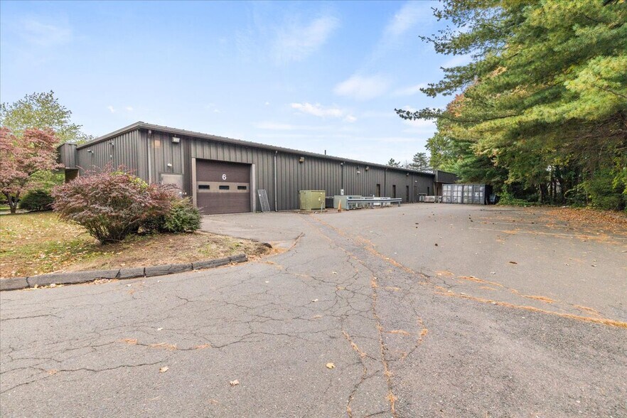 More Photos Of 7 Annginna Dr, Enfield Light Manufacturing For Lease