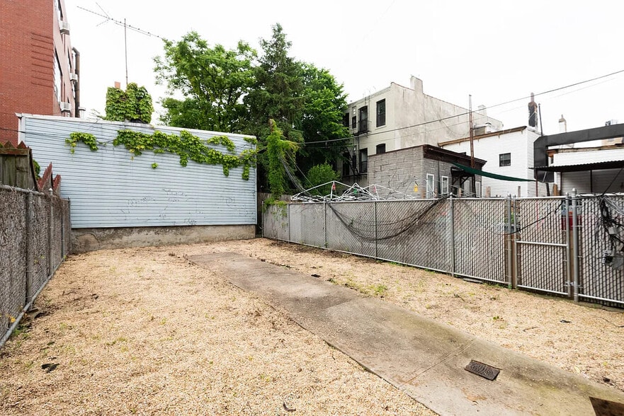 More Photos Of 291 Wyckoff Ave, Brooklyn Apartments For Sale