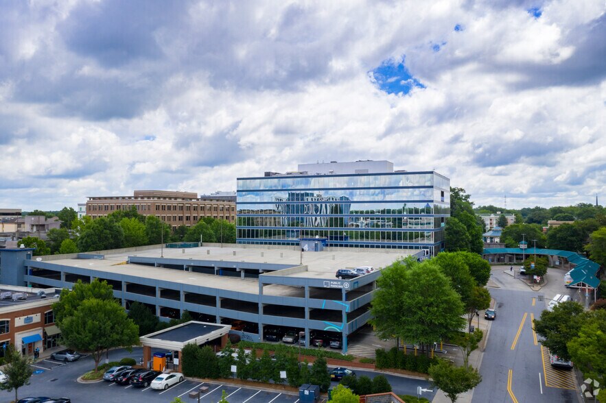 More Photos Of 1 W Court Sq, Decatur Office For Lease
