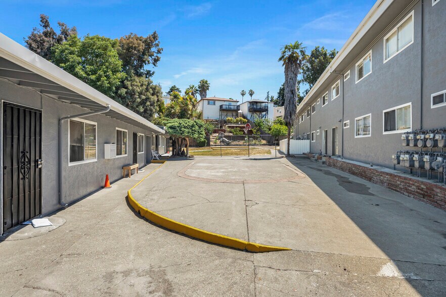 More Photos Of 24586-24598 Sybil Ave, Hayward Apartments For Sale