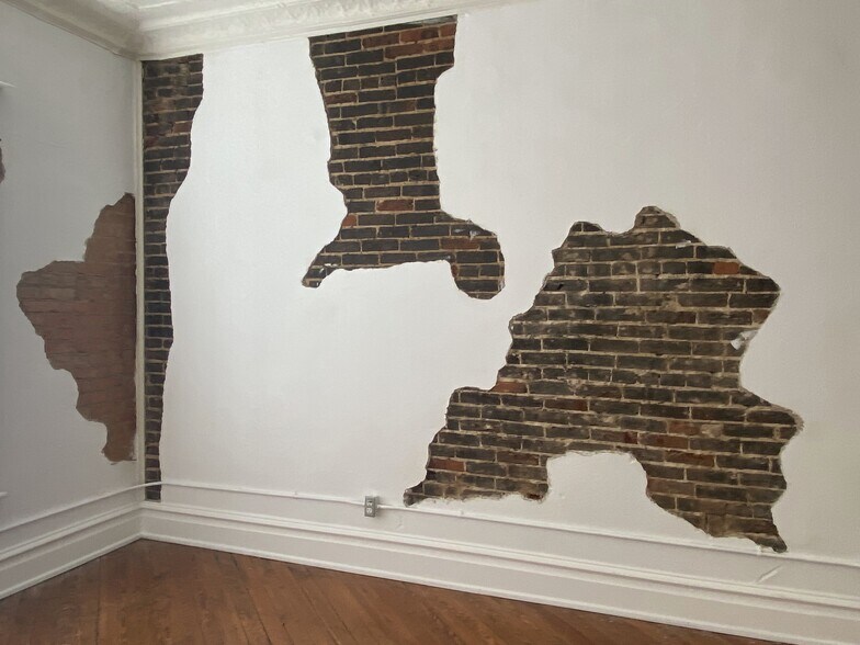 More Photos Of 213 E Louisiana St, McKinney Office For Lease