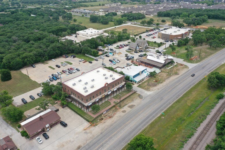 More Photos Of 421 S Highway 377, Argyle Restaurant For Sale