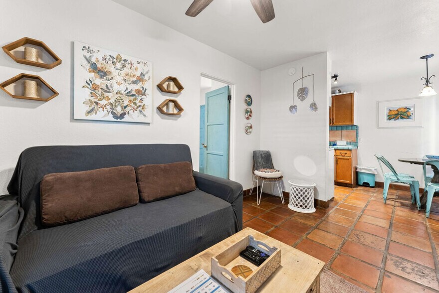 More Photos Of 2282-2284 Congress St, San Diego Apartments For Sale