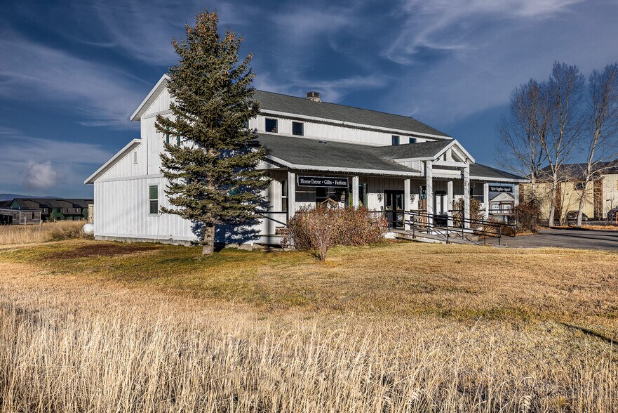 More Photos Of 535 Moraine Ct, Driggs Storefront Retail Residential For Lease