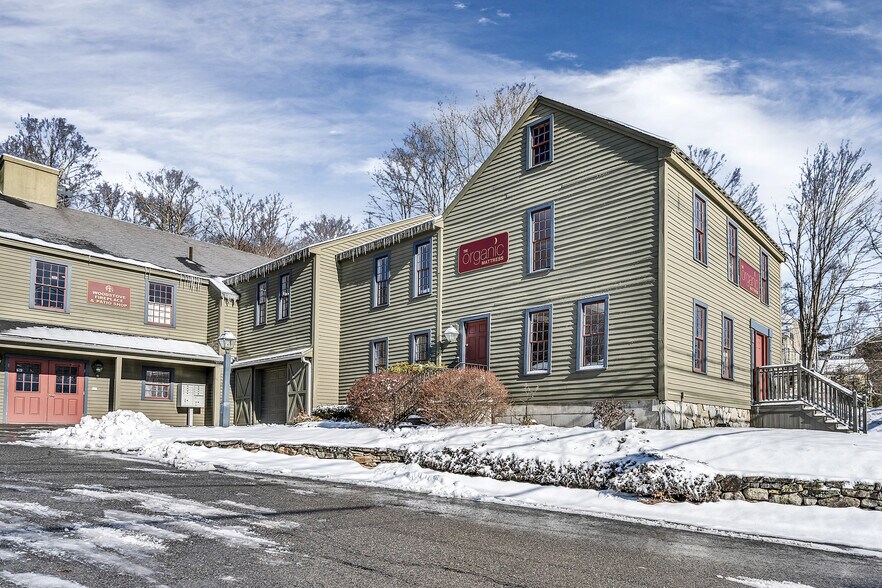 More Photos Of 348 Boston Post Rd, Sudbury Storefront Retail Office For Lease