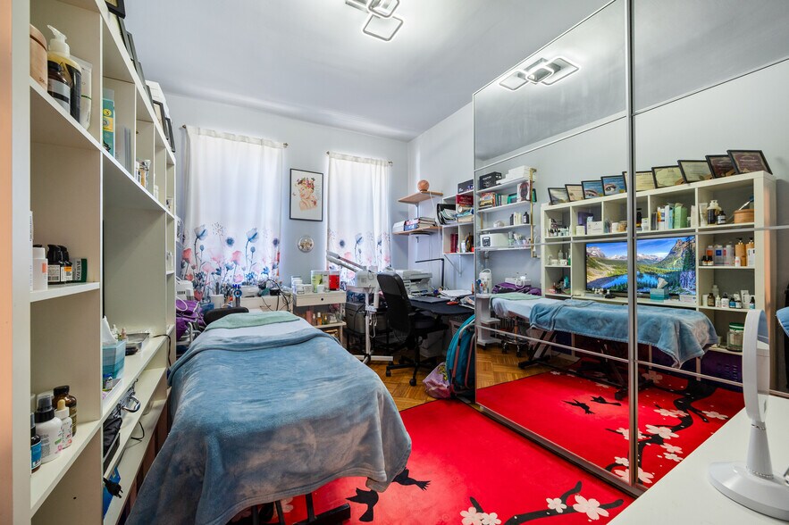 More Photos Of 2101 76th St, Brooklyn Flex For Sale