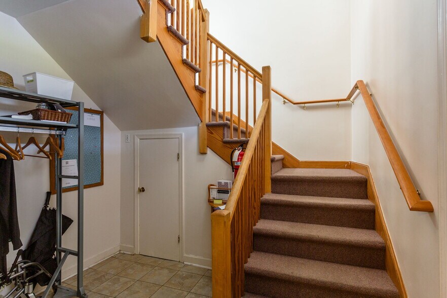More Photos Of 2408 Hickory St, Staunton Religious Facility For Sale