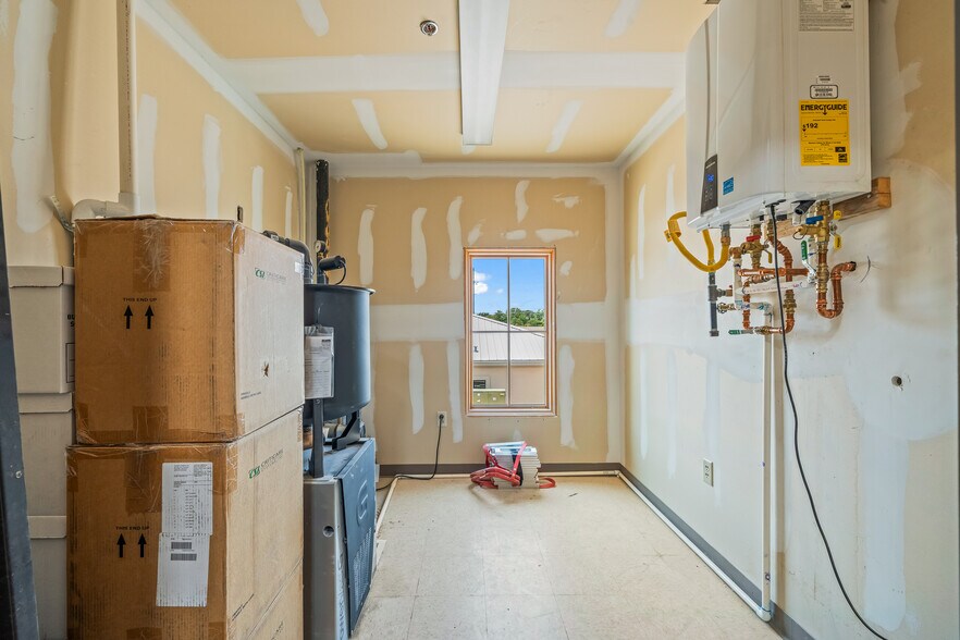 More Photos Of 7515 Quaker Ave, Lubbock Medical For Sale
