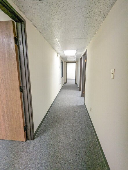 More Photos Of 10880 Thienes Ave, South El Monte Warehouse For Lease