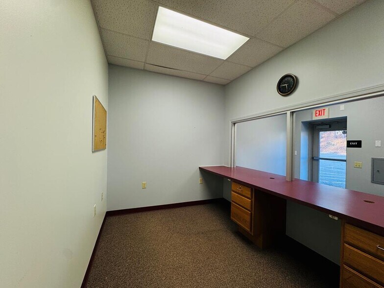 More Photos Of 8 Main St, Towanda Office For Lease
