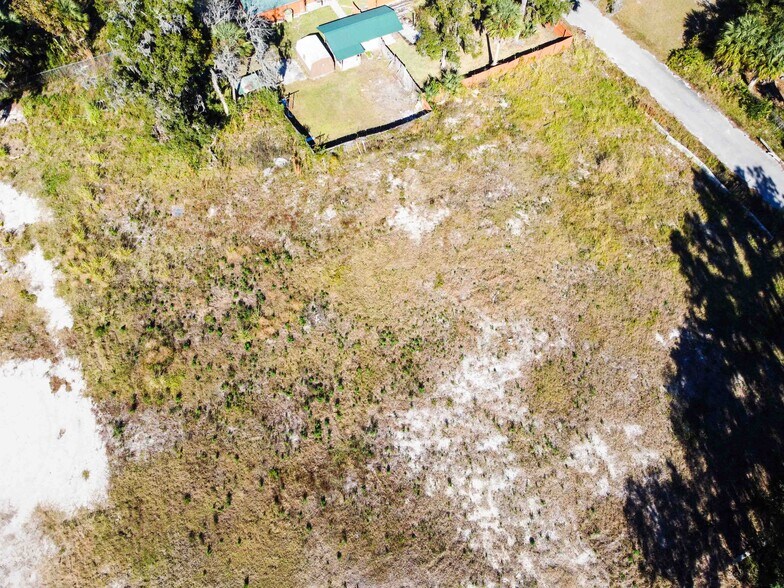More Photos Of 122 Louis Broer Rd, East Palatka Land For Lease