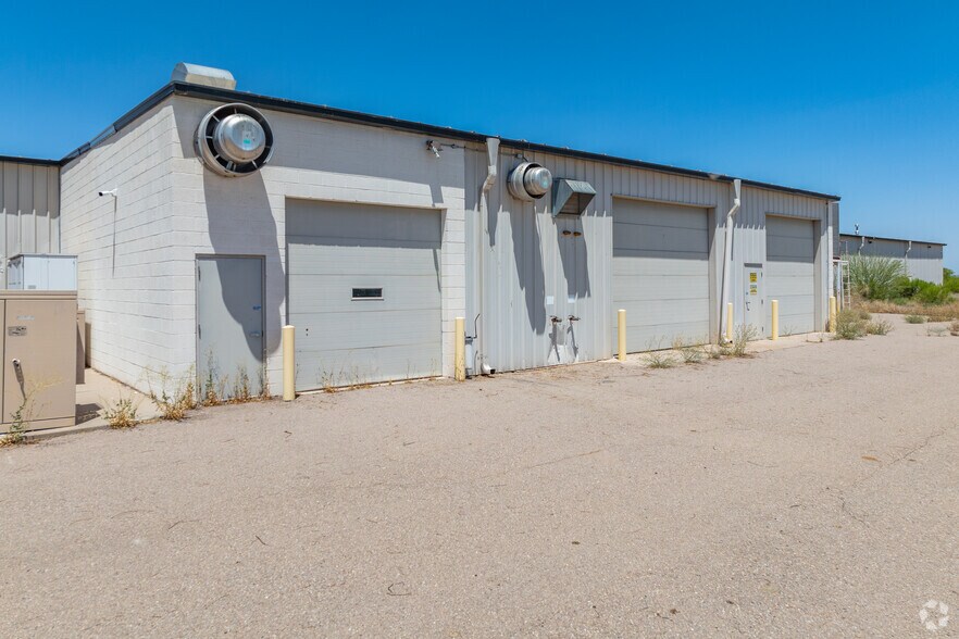 More Photos Of 1520 W Battaglia Rd, Eloy Manufacturing For Lease