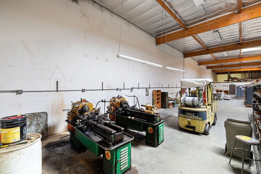 More Photos Of 859 Meridian St, Irwindale Warehouse For Sale