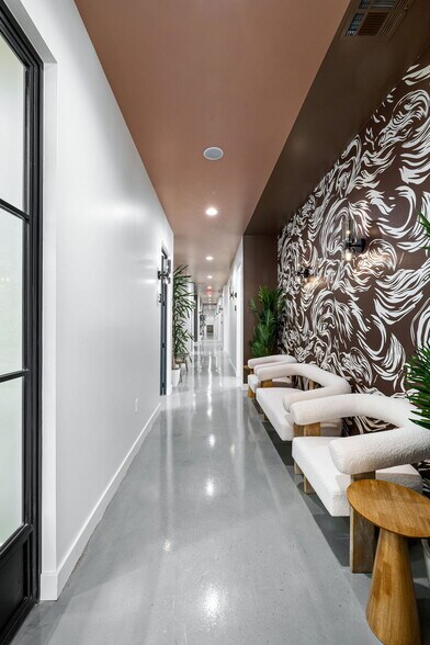 More Photos Of 124 N Glendora Ave, Glendora Coworking Space