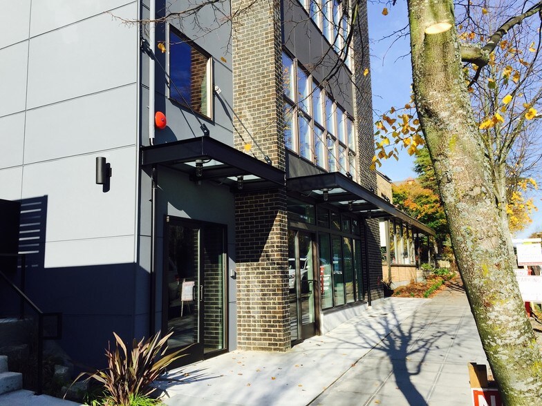 More Photos Of 4147 California Ave SW, Seattle Storefront Retail Residential For Sale