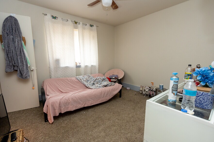 More Photos Of 9222 Lockwood Dr, Houston Apartments For Sale