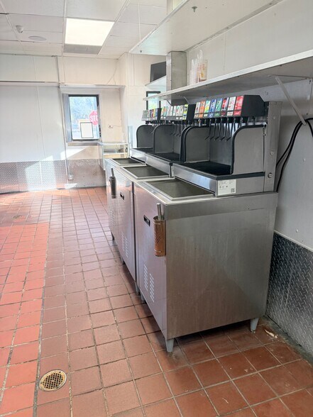 More Photos Of 280 E Vine St, Kissimmee Unknown For Lease
