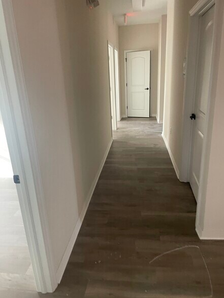 More Photos Of 10043 Beach Verbena Dr, Riverview Office For Lease