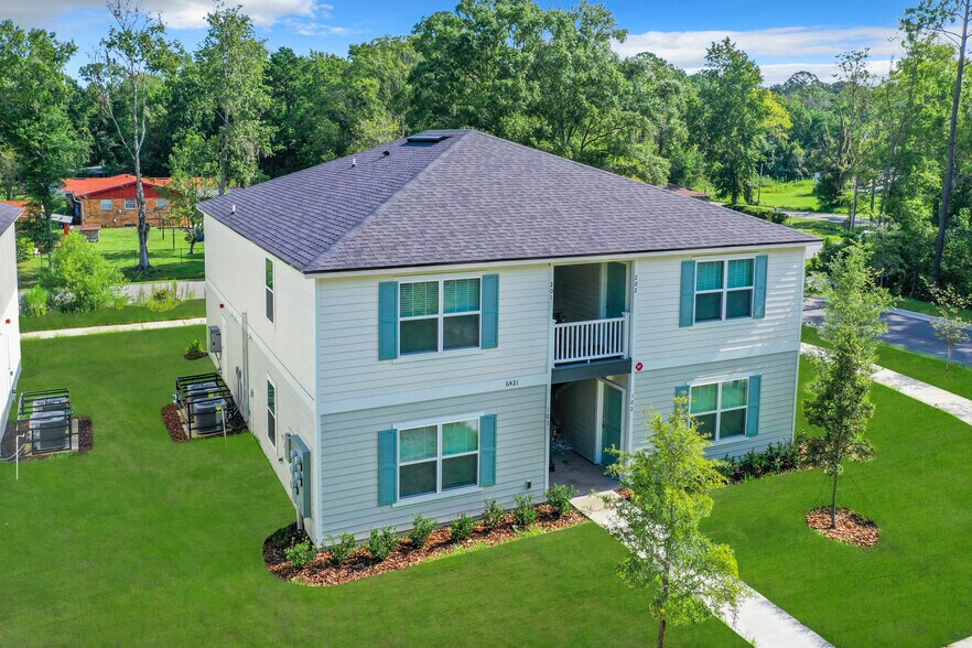 More Photos Of 6421 Breezy Oaks Way, Jacksonville Apartments For Sale