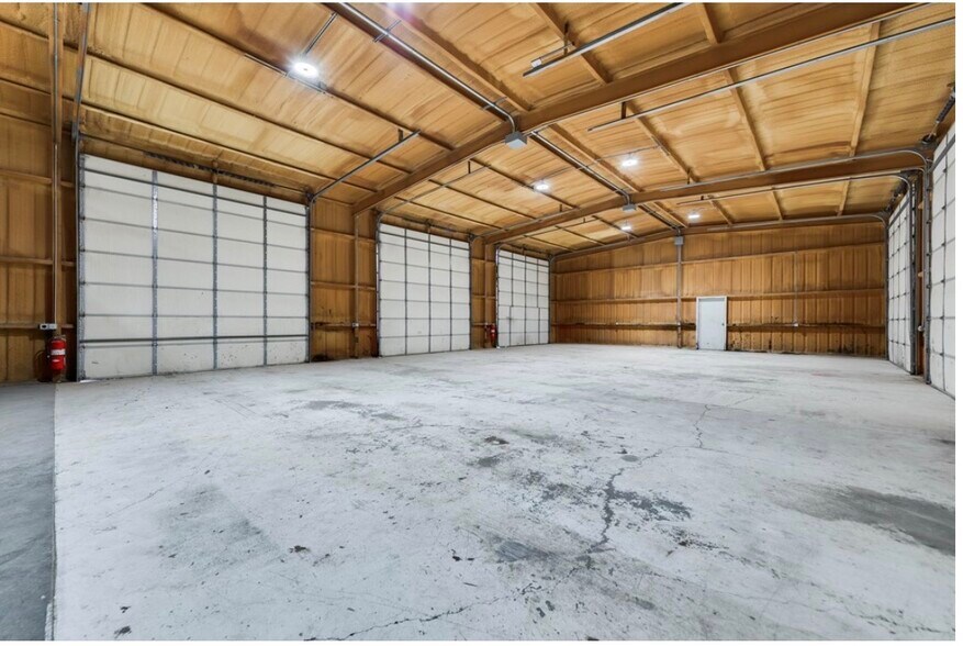 More Photos Of 4010 County 45 rd, Midland Industrial For Lease